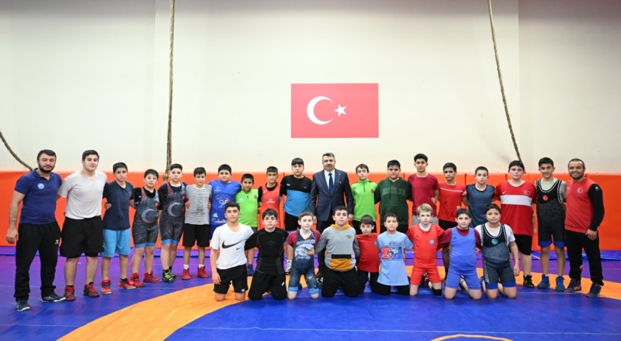 Başkan Yılmaz, şampiyon gençlerle buluştu