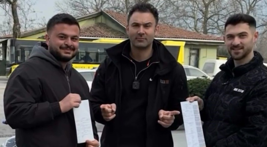 Bursa'da kendisini yakalayan polisle hatıra fotoğrafı çektirdi