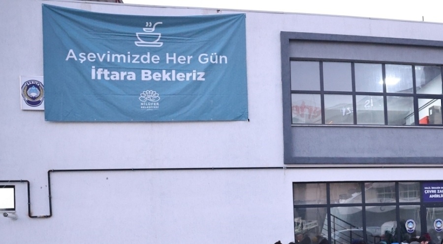 Nilüfer'de iftar sofraları dayanışmayı artırıyor
