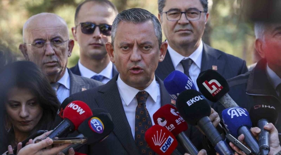 CHP Genel Başkanı Özel: "Türkiye'de bizim iktidarımızı bekleyenlerin çok beklemeyeceğini anlıyoruz"