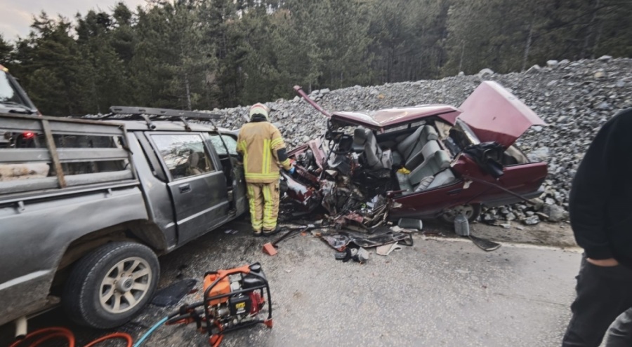 Bursa'da feci kaza: 1 ölü, 3 yaralı