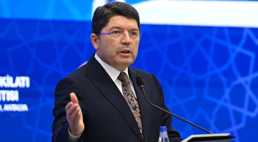 Adalet Bakanı Tunç: "Yargı kimseden emir ve talimat almaz''