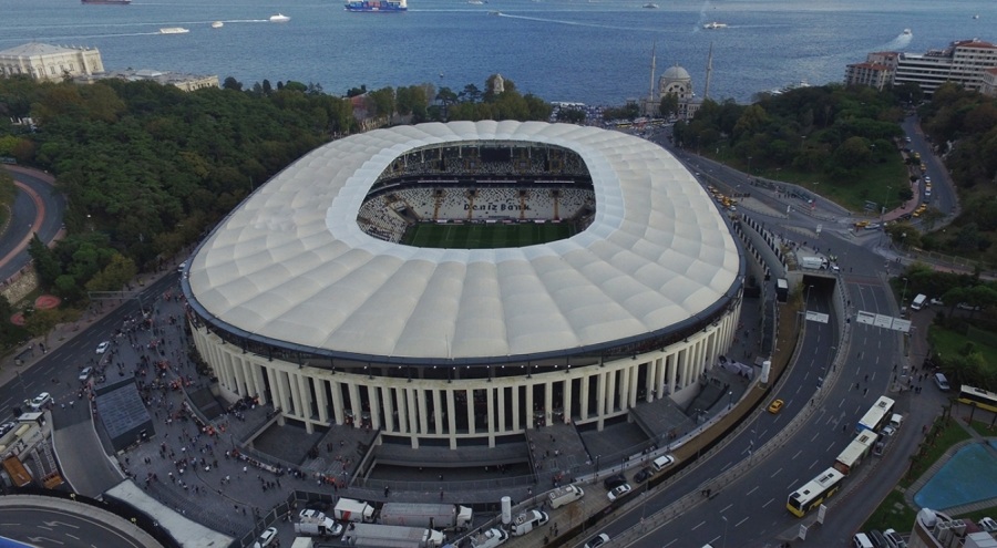 Beşiktaş, Tüpraş Stadyumu'ndaki derbilerde üstün