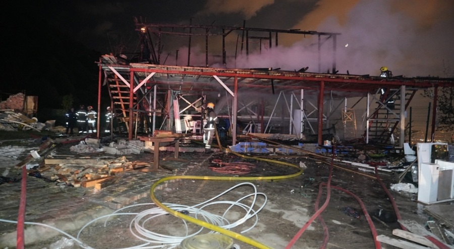 Orman içerisindeki baraka yangında kül oldu