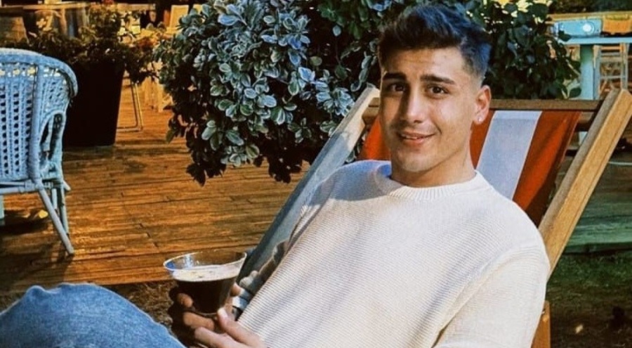 Bursa'da Hızlı Giden Kamyonet Tıra Çarptı: Genç Sürücü Hayatını Kaybetti