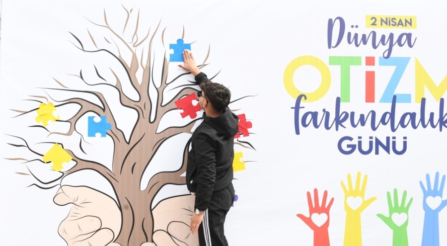 Osmangazi Belediyesi otizme dikkat çekti