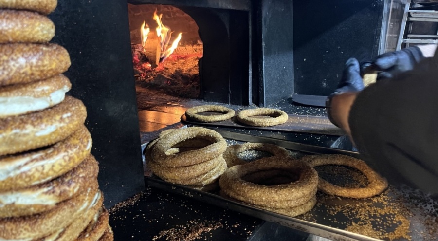 Bursa'da 100 gram simit 25 lira oldu