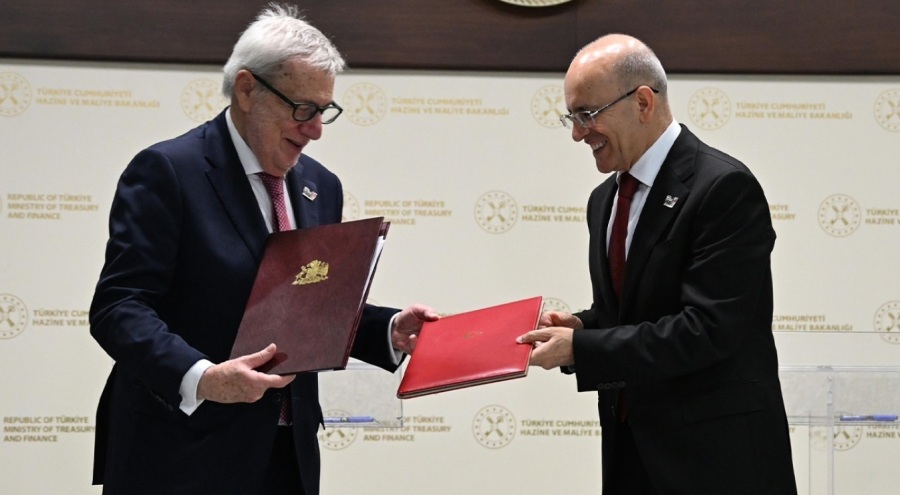 Bakan Şimşek, Şili Bakanı Klaveren ile iş birliği protokolü imzaladı