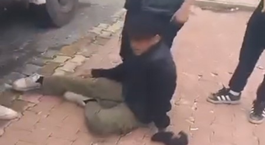 Bursa'da 14 yaşındaki çocuk, aynı yaştaki arkadaşı tarafından bıçaklandı