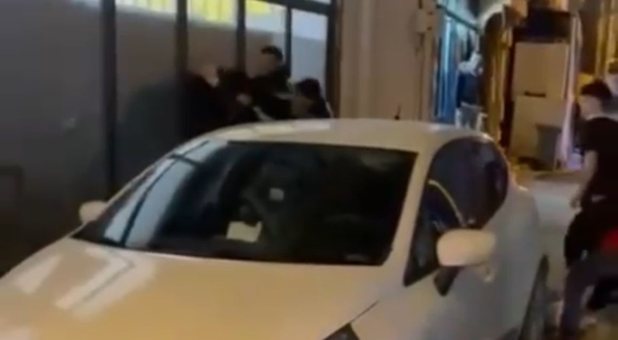 Bursa'da sokağı boks ringine çevirdiler