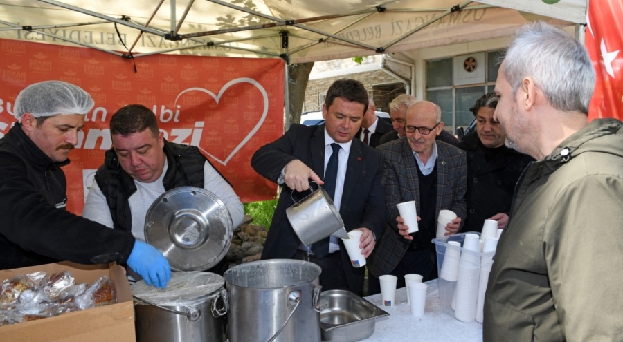Başkan Aydın'dan Vatandaşlara Çorba İkramı