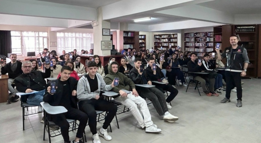 Bursa'da 5 bin 35 kişiye narko eğitim