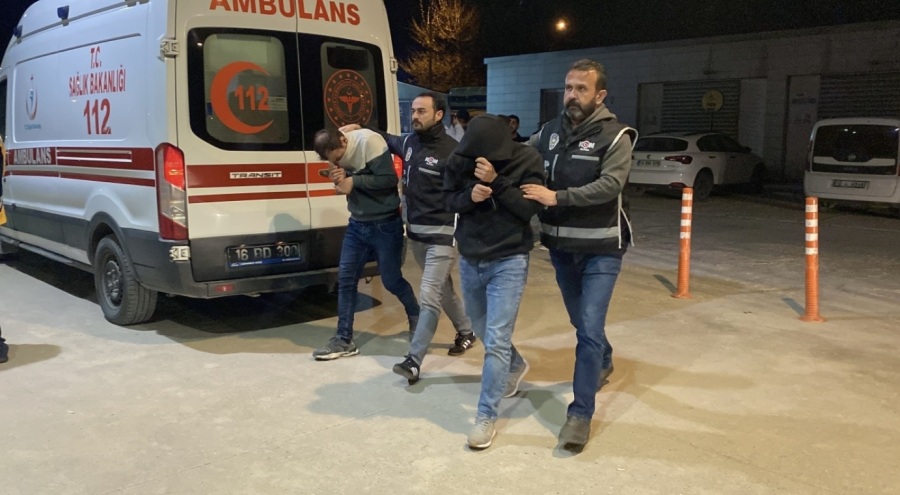 Kuyumculara sahte altın satan şahıslar adliyeye sevk edildi