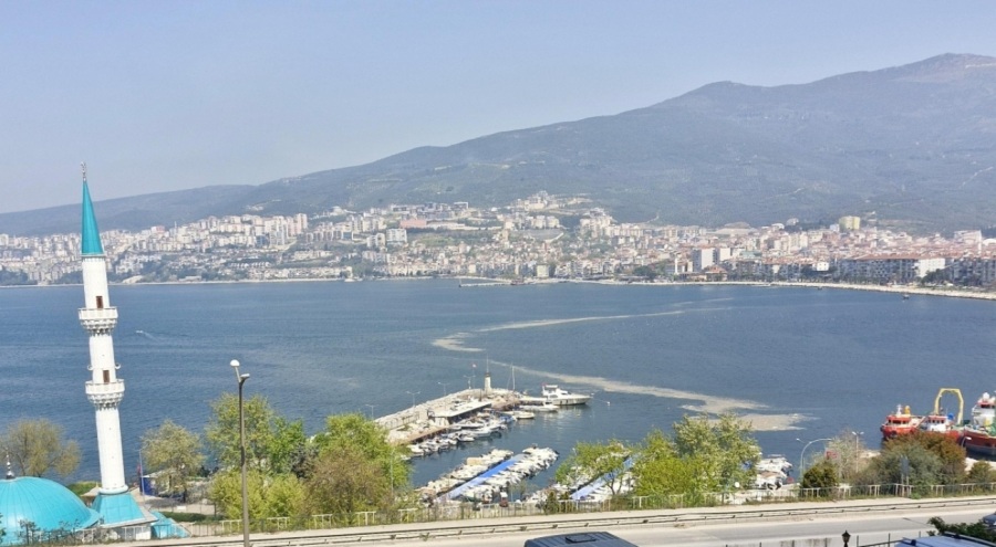 Gemlik'te korkutan manzara