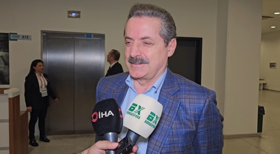 Faruk Çelik: "Yeni başarılarla Bursalıları buluşturacağız"