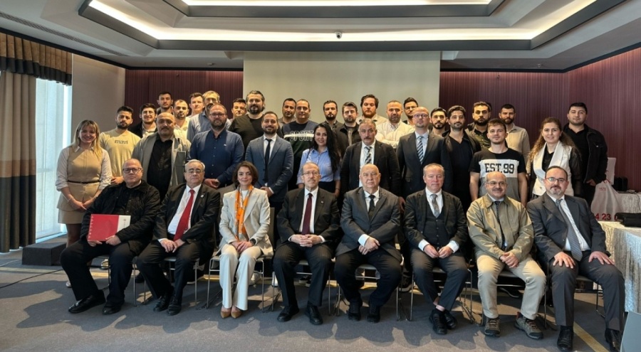 Hayat Hastanesi, Skafoid Kemiği Sempozyumuna ev sahipliği yaptı.