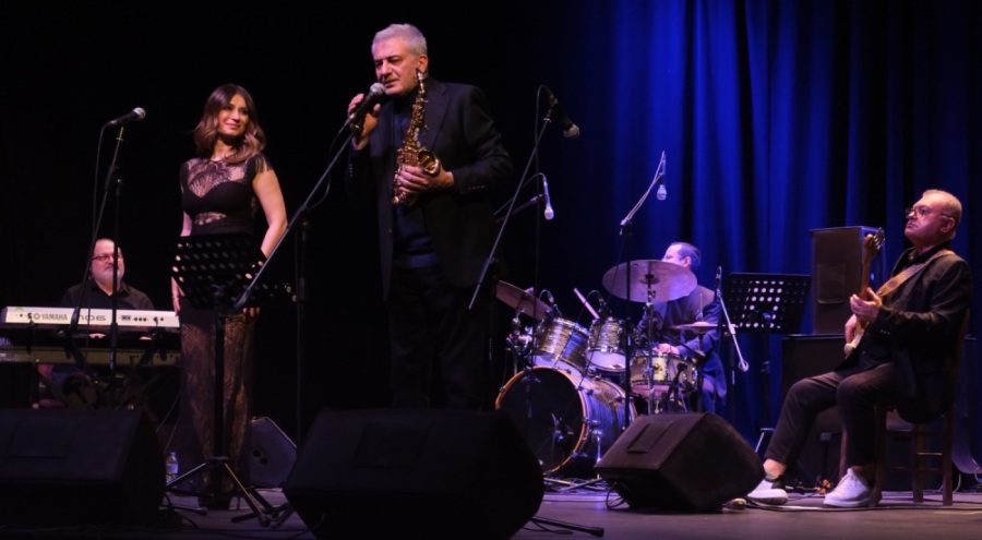 Bursa'da Kürşat Başar Orkestrası ve Ezgi Bıcılı ile 'Caz Pazarı'