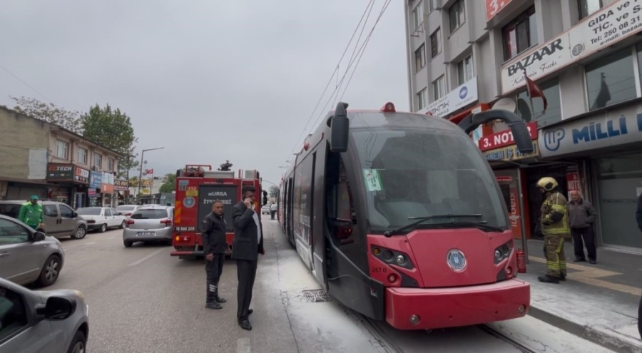Bursa'da tramvay yangını paniğe neden oldu