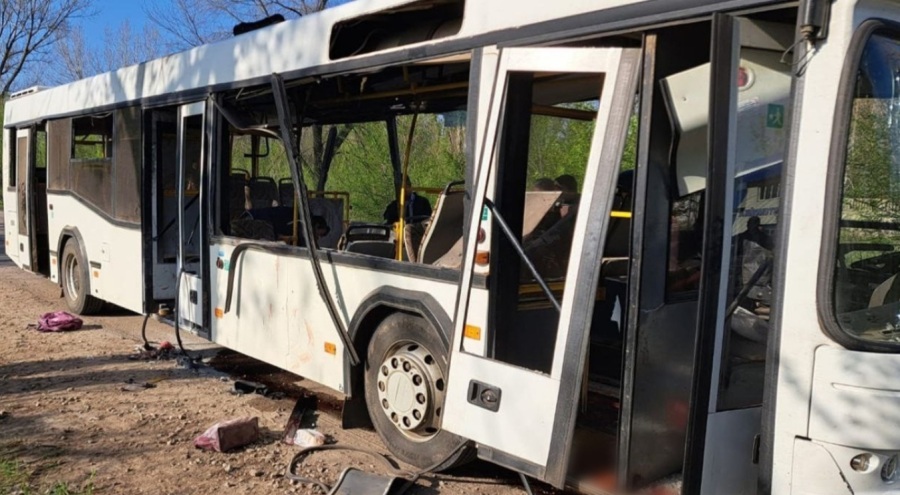 Rusya, Ukrayna'da sivilleri taşıyan otobüsü vurdu: 9 ölü, 30 yaralı