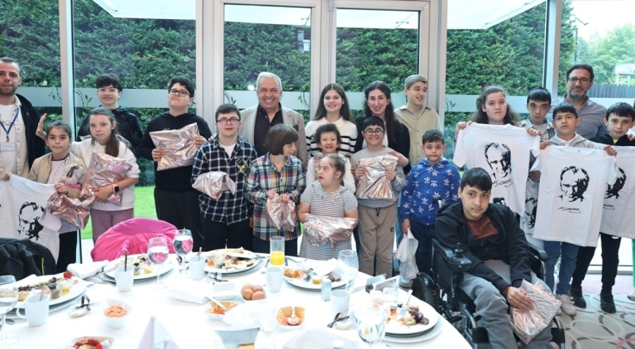 Başkan Şadi Özdemir: Sorunların farkında olursak çözebiliriz