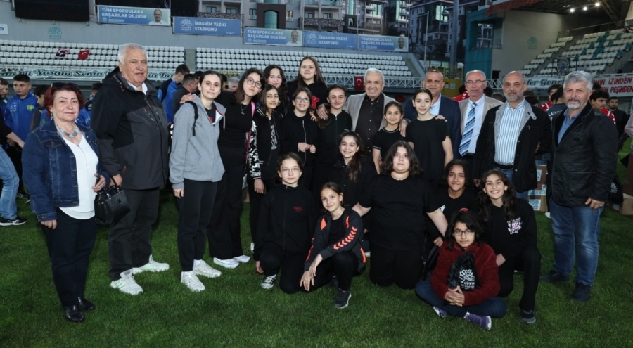 Bursa'da amatör spor kulüplerine büyük destek