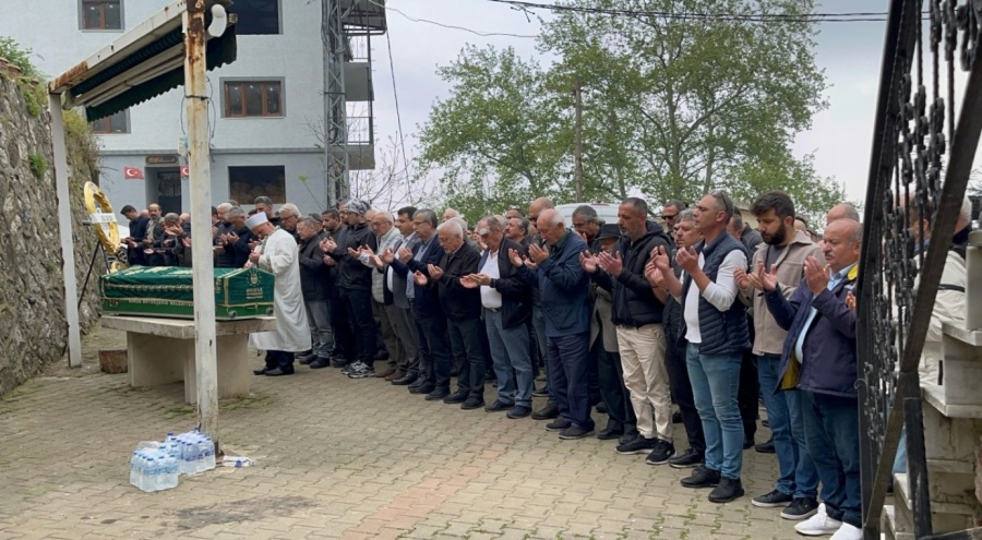 Rusya'da ölen Bursalı doktor toprağa verildi