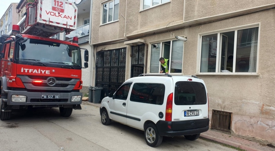 Bursa'da açık unuttuğu ocağın gazı canından edecekti