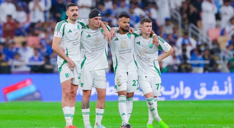 Merih Demiral'ın takımı Al Ahli, Şampiyonlar Ligi'nde finale yükseldi