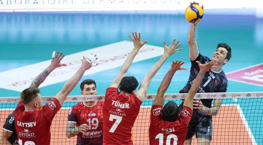 Efeler Ligi'nde şampiyon Ziraat Bankkart