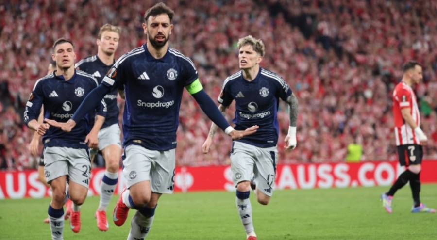 Manchester United, İspanya'da farklı kazandı