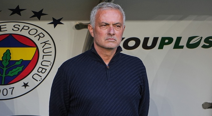 Jose Mourinho da Jorge Jesus gibi şampiyonluğu derbilerde kaybetti