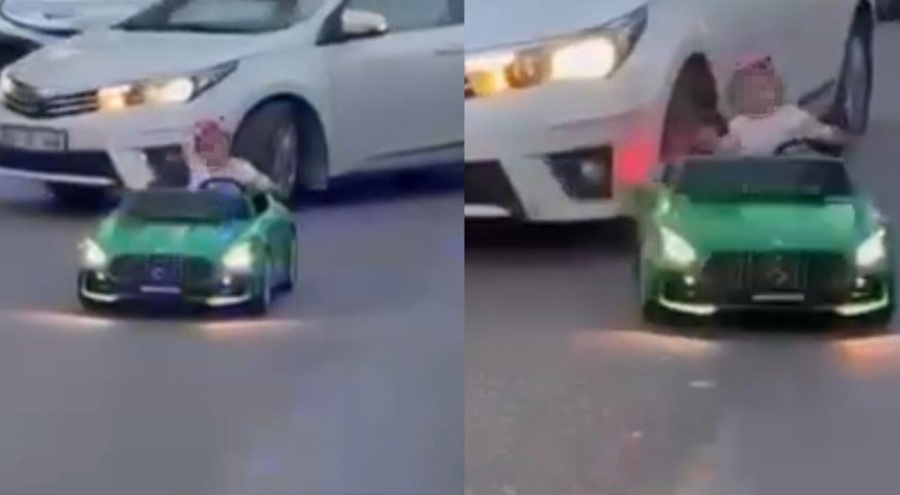 Otomobil çocuğun bindiği akülü araca çarptı: O anlar kamerada