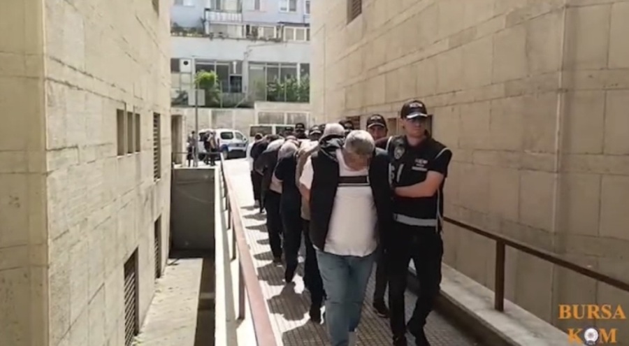 Bursa'da 2 milyar lira vurgun yaptılar