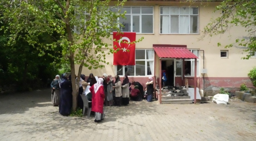 Yıldırım isabet eden asker şehit oldu: Acı haber Muş'taki ailesine ulaştı