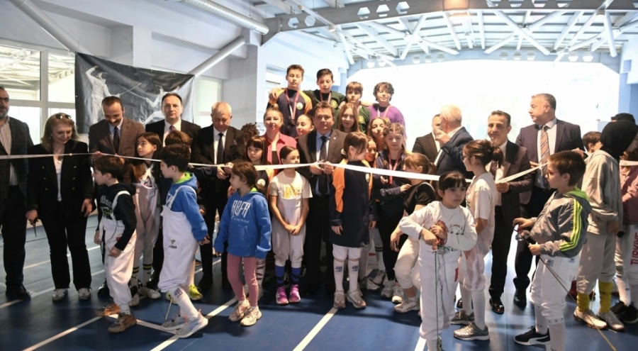 Osmangazi Belediyesi'nden Eskrim Salonu