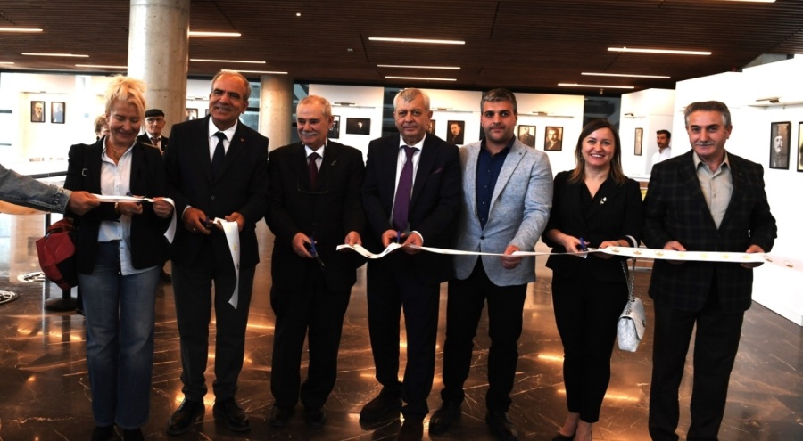 Kurtuluştan Kuruluşa Unutulmayanlar Sergisi Açıldı