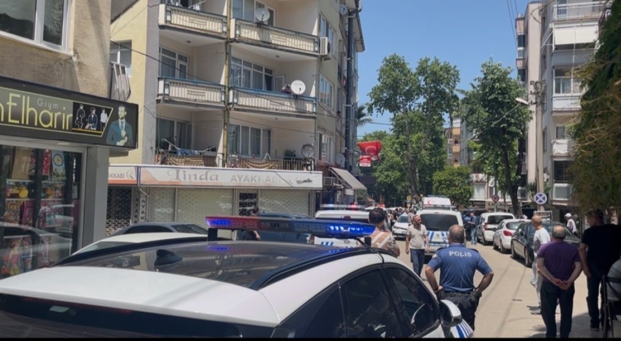 Bursa'da park kavgası iki esnafı birbirine düşürdü