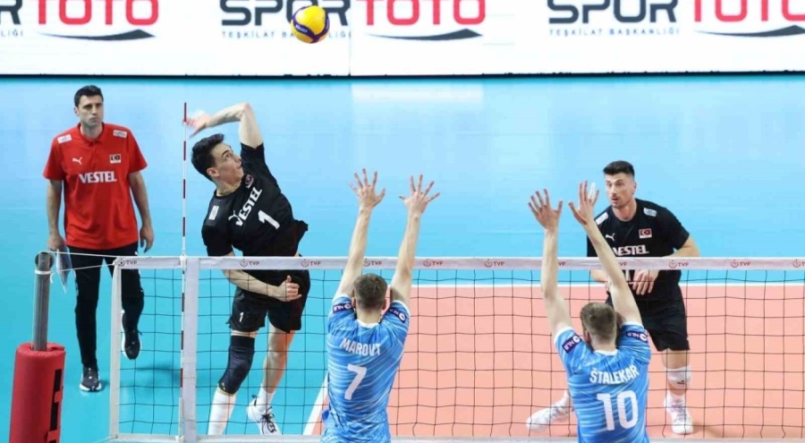 Milliler, filede Slovenya'ya mağlup oldu