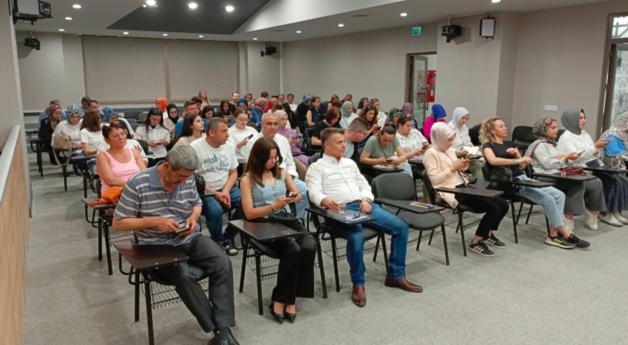 Büyükşehir'den muhtarlara personel desteği