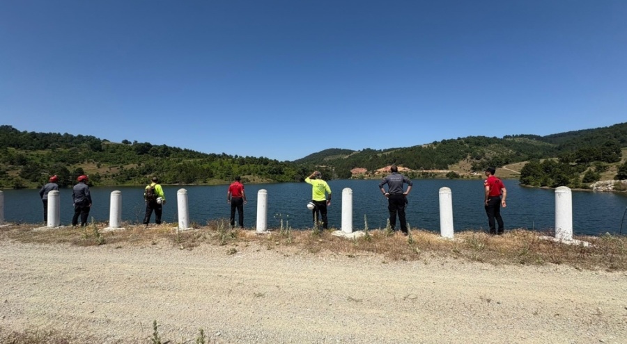 Bursa'da Kayıp Burak, havadan, karadan ve su altından aranıyor
