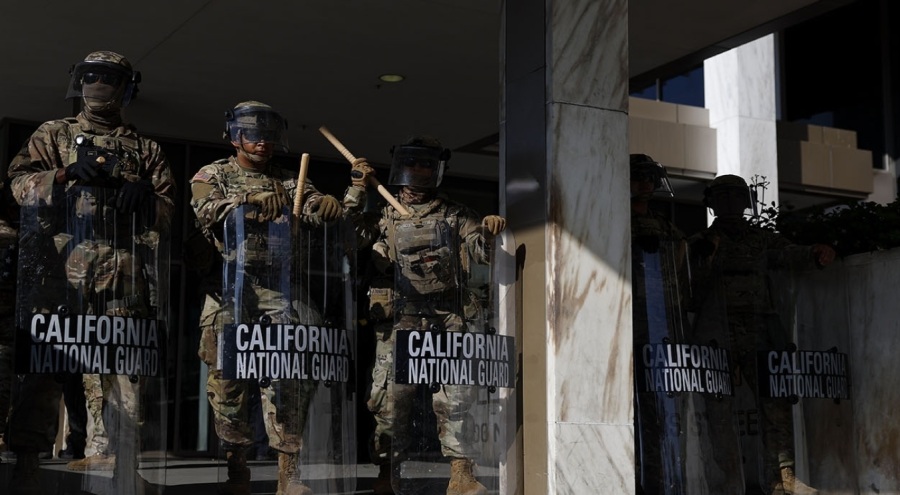 Los Angeles'ta kısmi sokağa çıkma yasağı ilan edildi