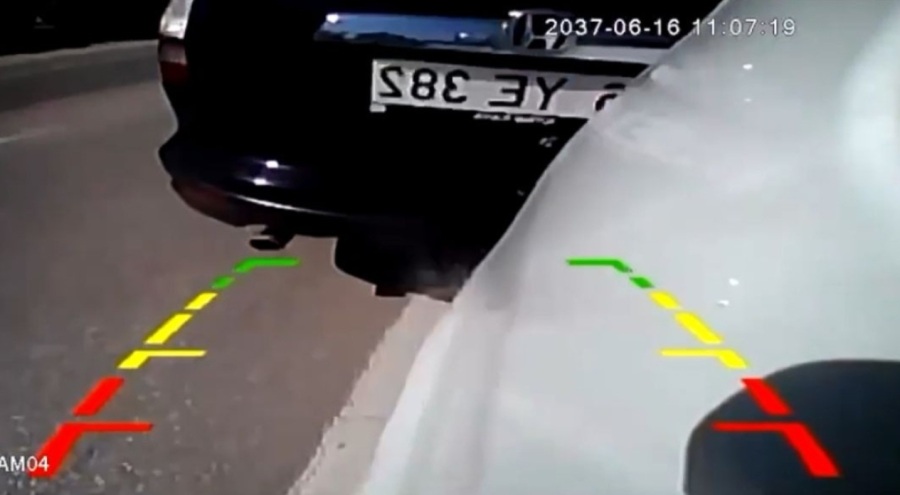 Mudanya Yolu'nda makas dehşeti...İki aracın karıştığı kaza kamerada