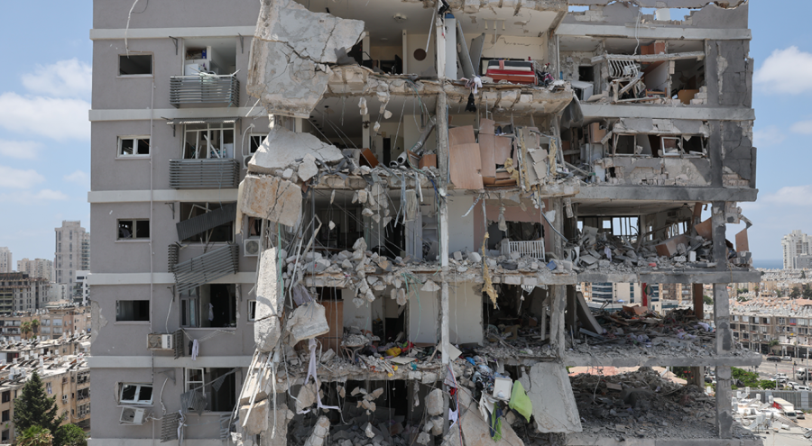 İran: İsrail saldırılarında can kaybı 224'e yükseldi