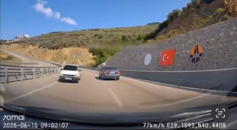 Bursa'da Otobanda ters yönde son sürat böyle ilerledi
