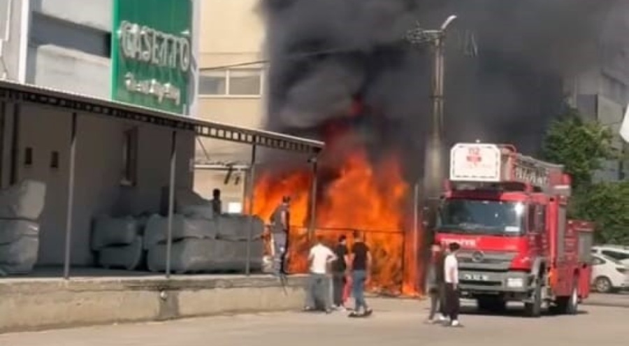 İnegöl Mobilya sanayinde yangın