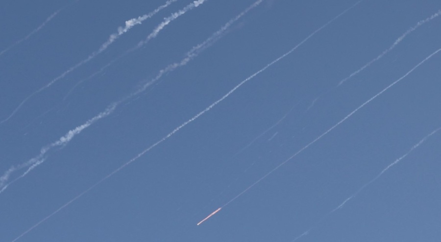 İran'dan İsrail'e yeni saldırı: Tel Aviv ve Kudüs'ten patlama sesleri yükseldi