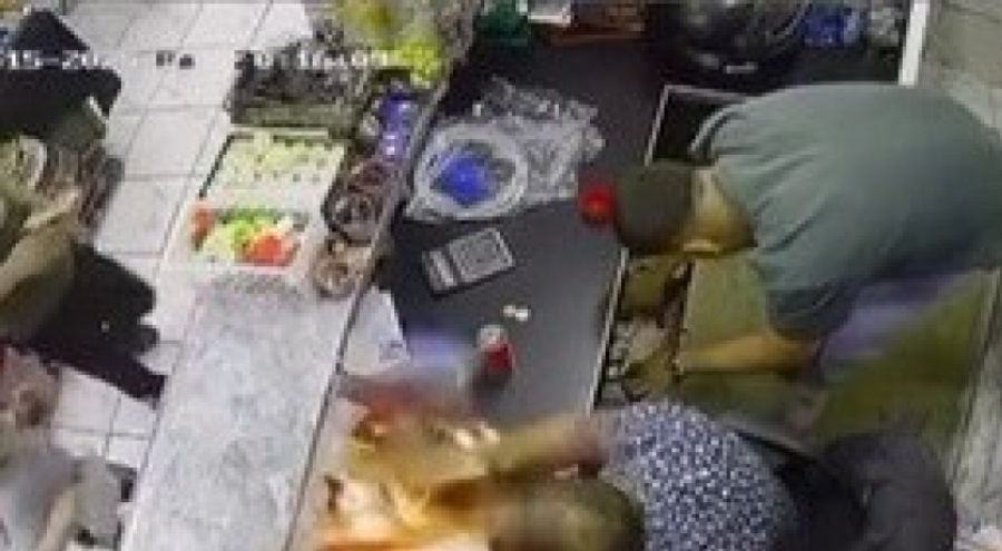 Ateşle oynadı yerinden böyle zıpladı