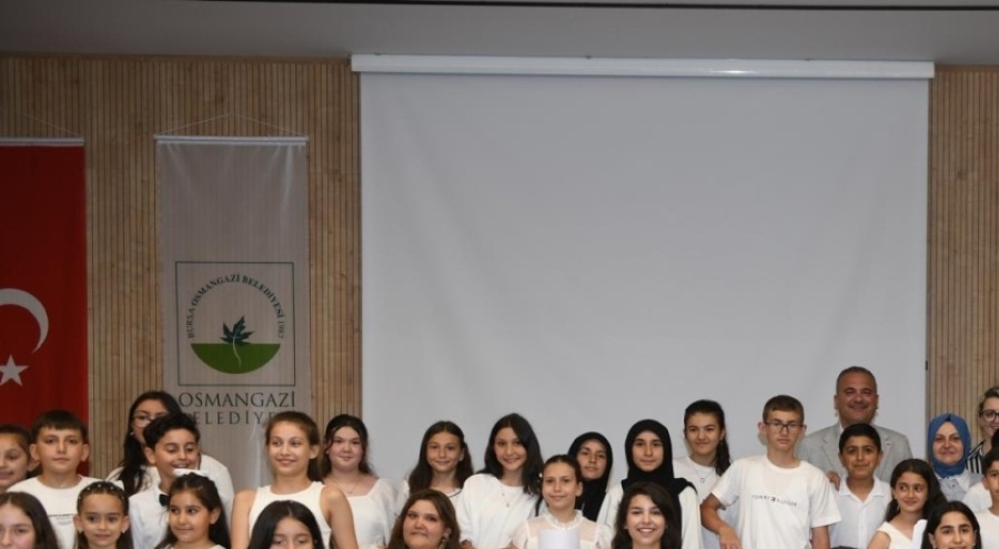 Yetenek Evi Öğrencilerinden Yılsonu Şöleni