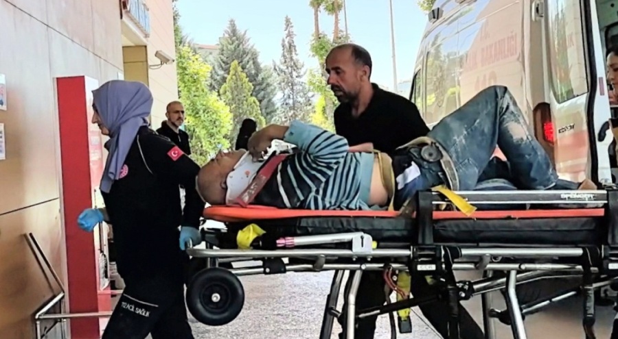 İnşaatın 2. katından düşen işçi ağır yaralandı, çocuklarını sayıkladı