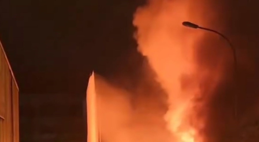 Bursa'da kauçuk fabrikasında korkutan yangın